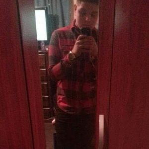 Meet your Posher, Joel